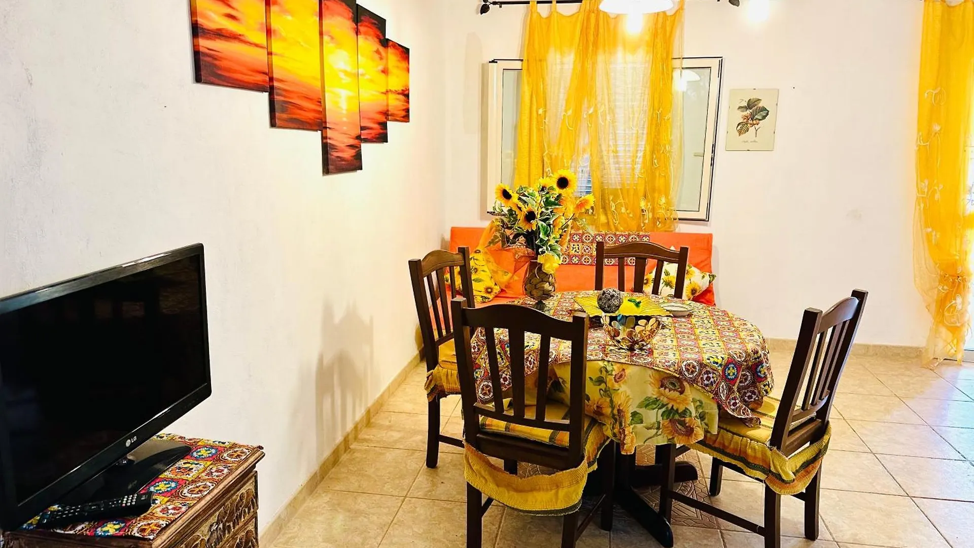شقة Apartament Junior Suit With Pool Close To Beach Mandra Capreria