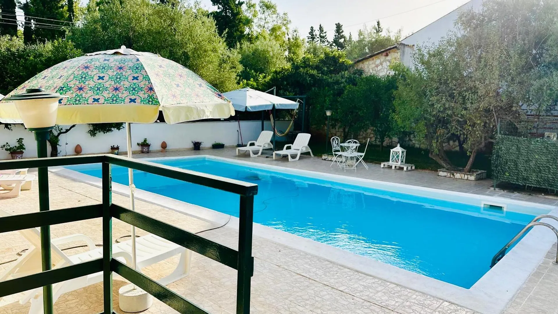 Apartament Junior Suit With Pool Close To Beach Mandra Capreria شقة